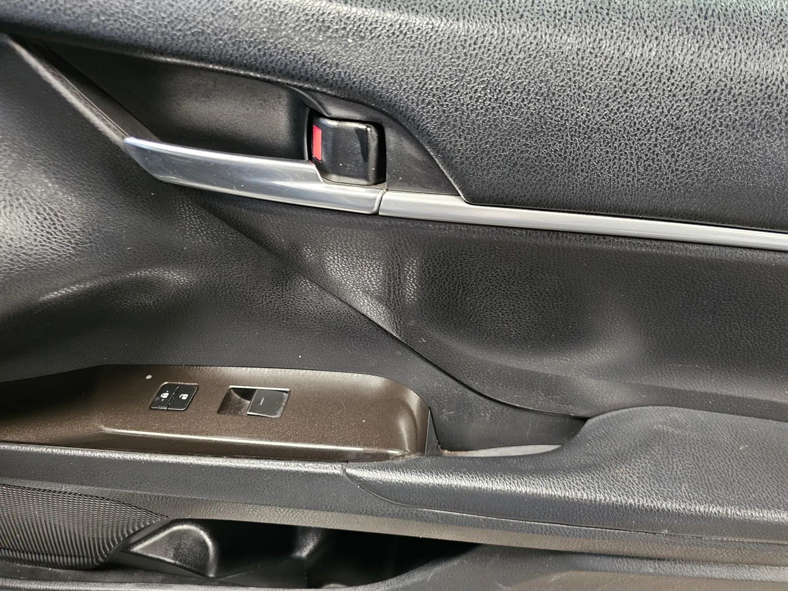 Toyota Camry photo 6
