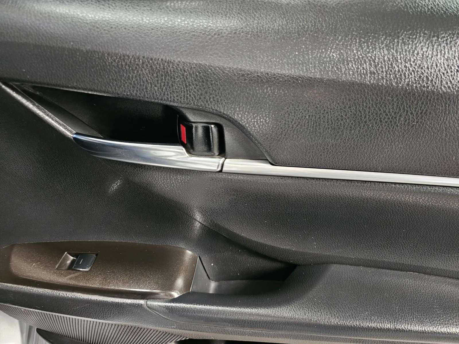Toyota Camry photo 8
