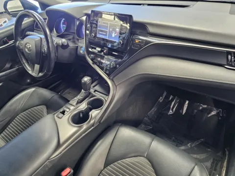 More photos of 2022 Toyota Camry Hybrid at Premium Autos - Norco, CA