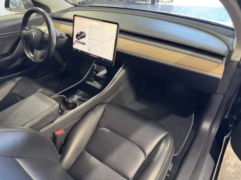 More photos of 2018 Tesla Model 3 Long Range at Premium Autos - Norco, CA