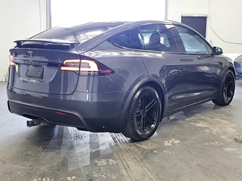 More photos of 2022 Tesla Model X at Premium Autos - Norco, CA