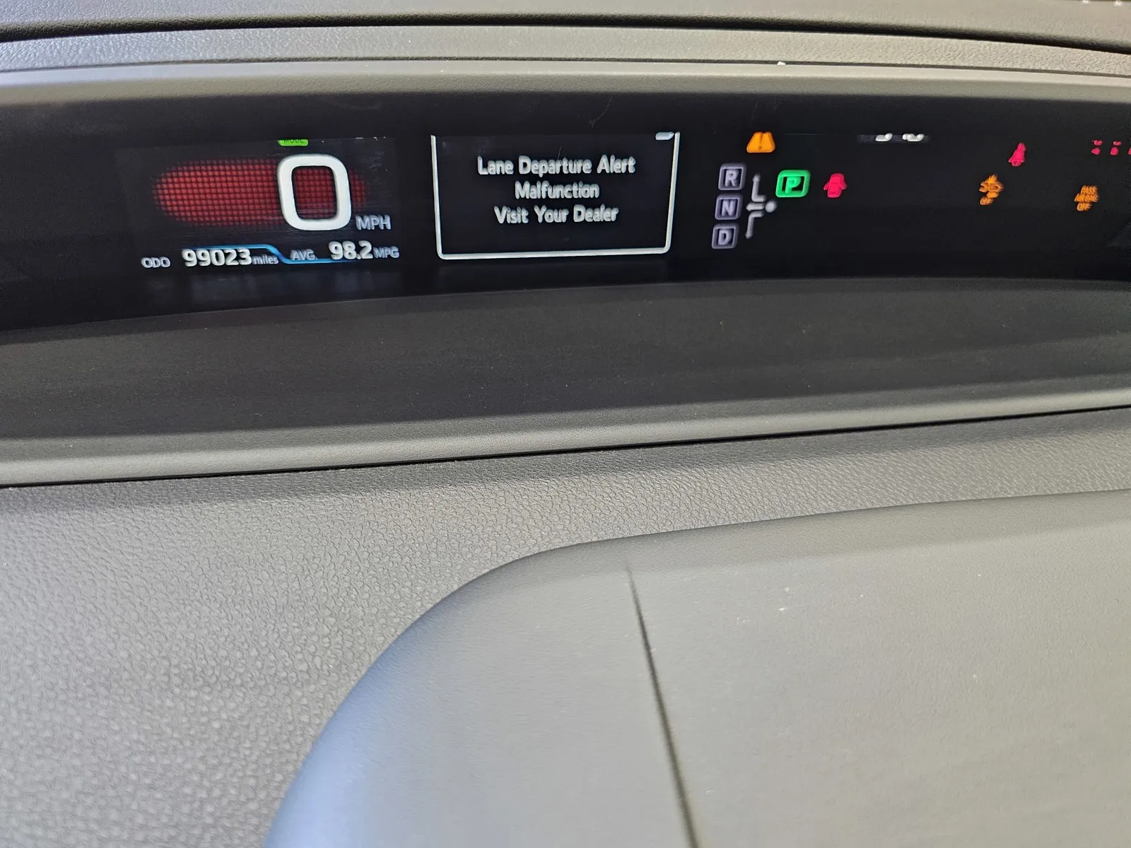 Toyota Prius photo 17