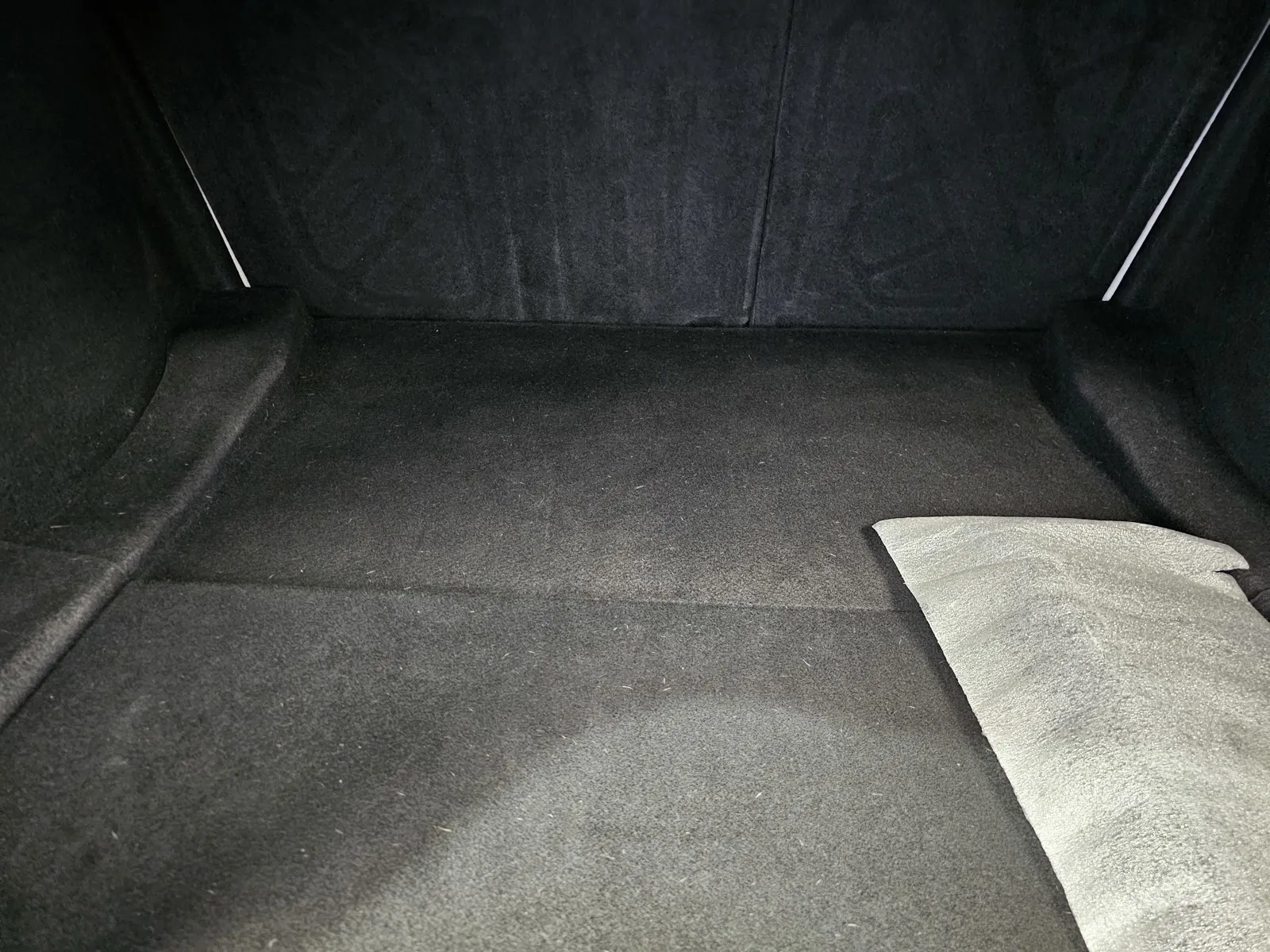 Tesla Model 3 photo 10