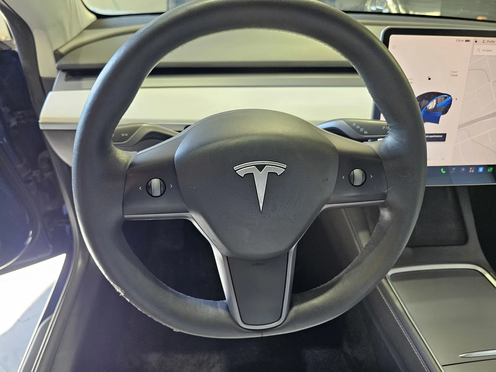 Tesla Model 3 photo 15