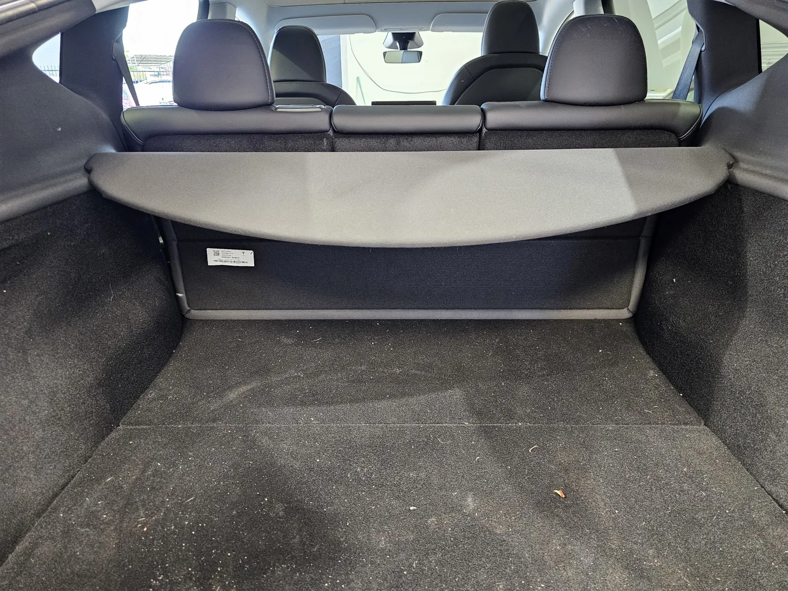 Tesla Model Y photo 10