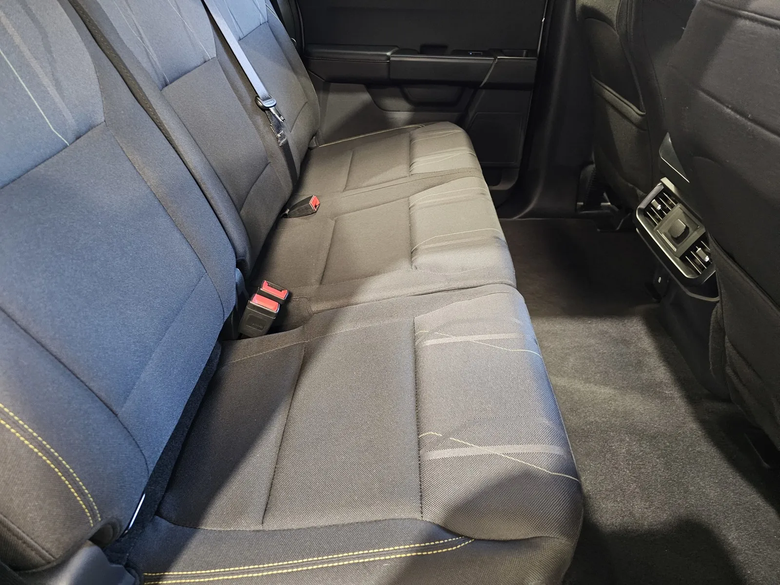 Ford F-150 photo 9