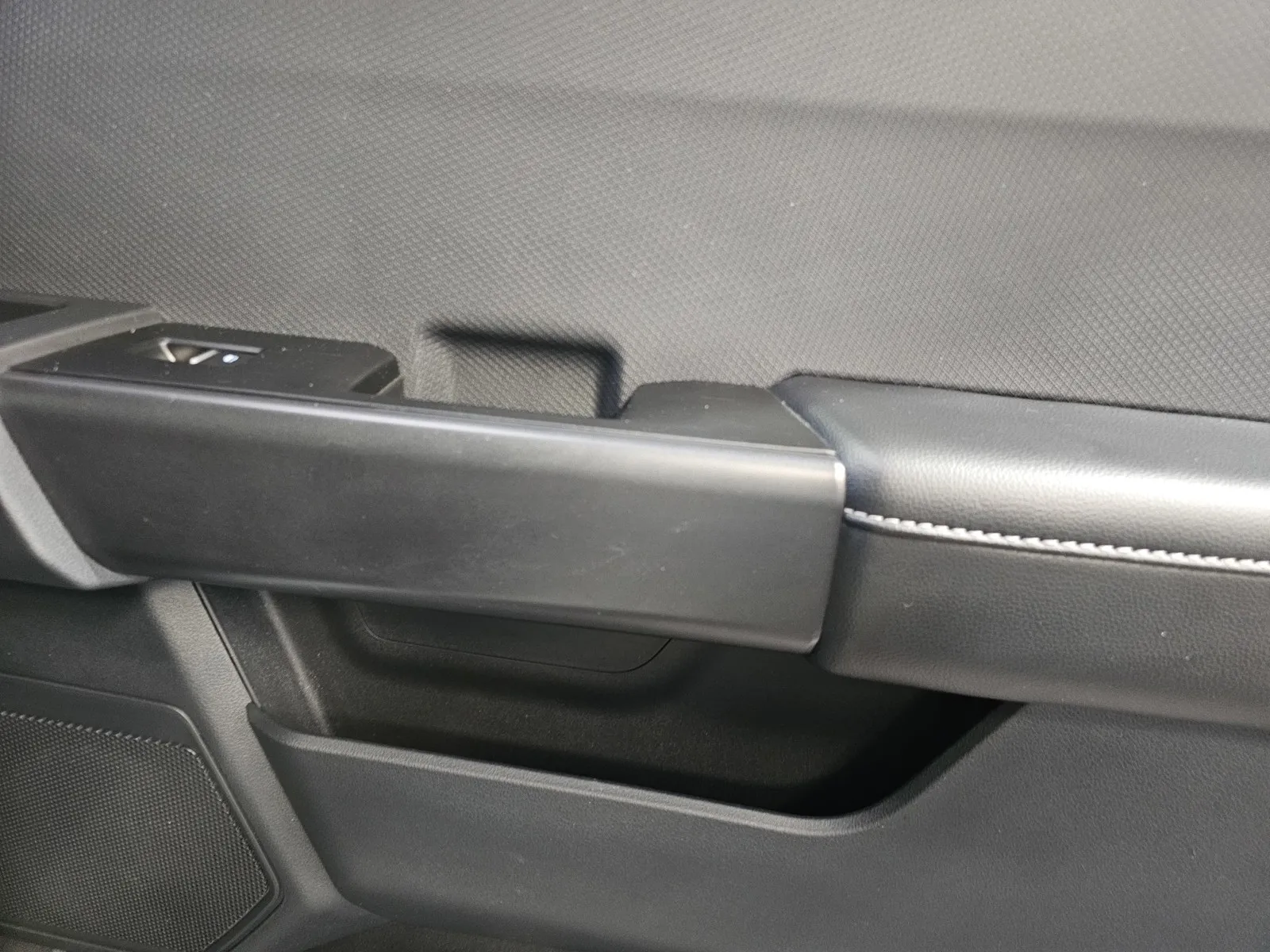 Ford F-150 photo 8