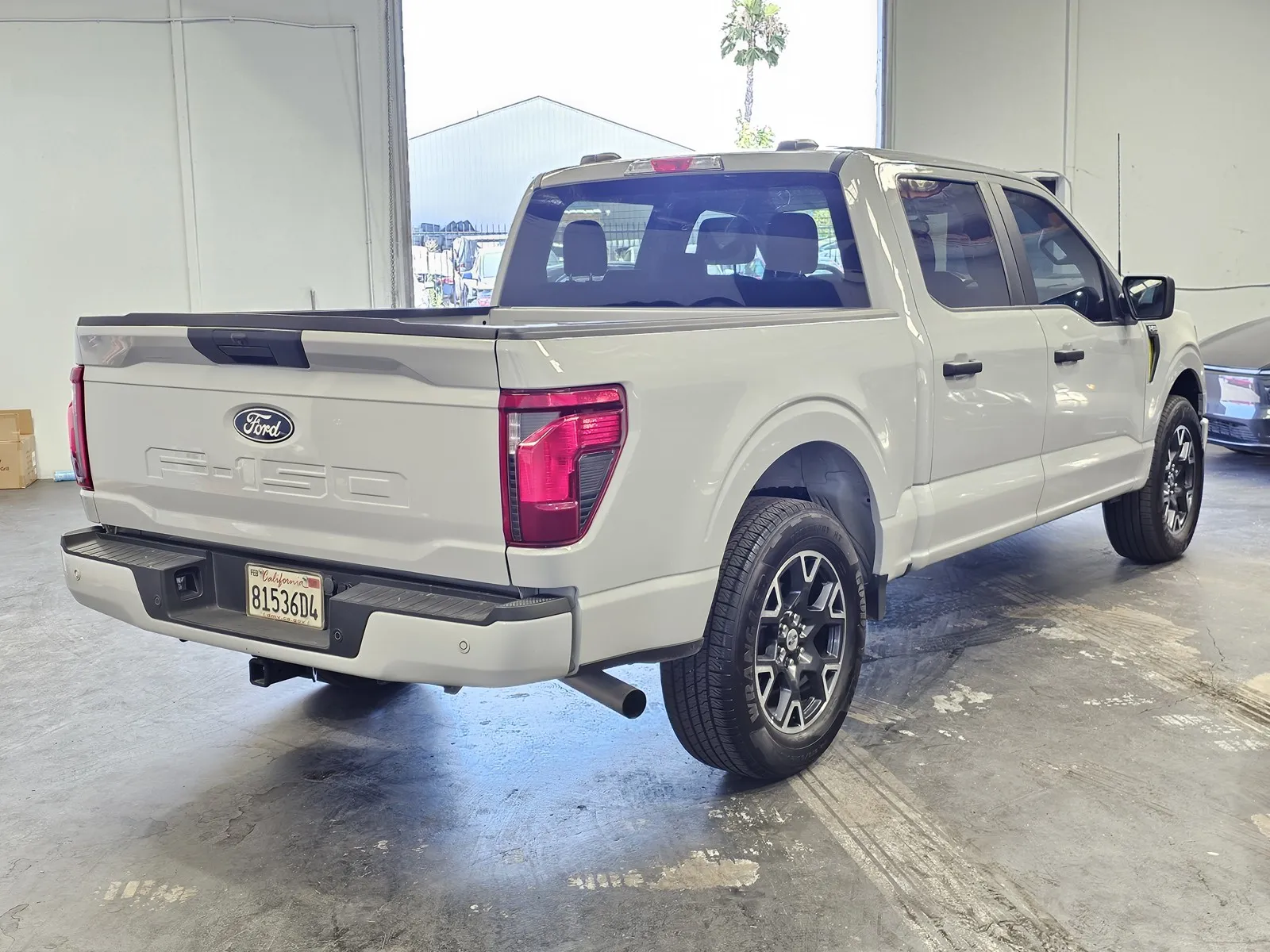 Ford F-150 photo 4
