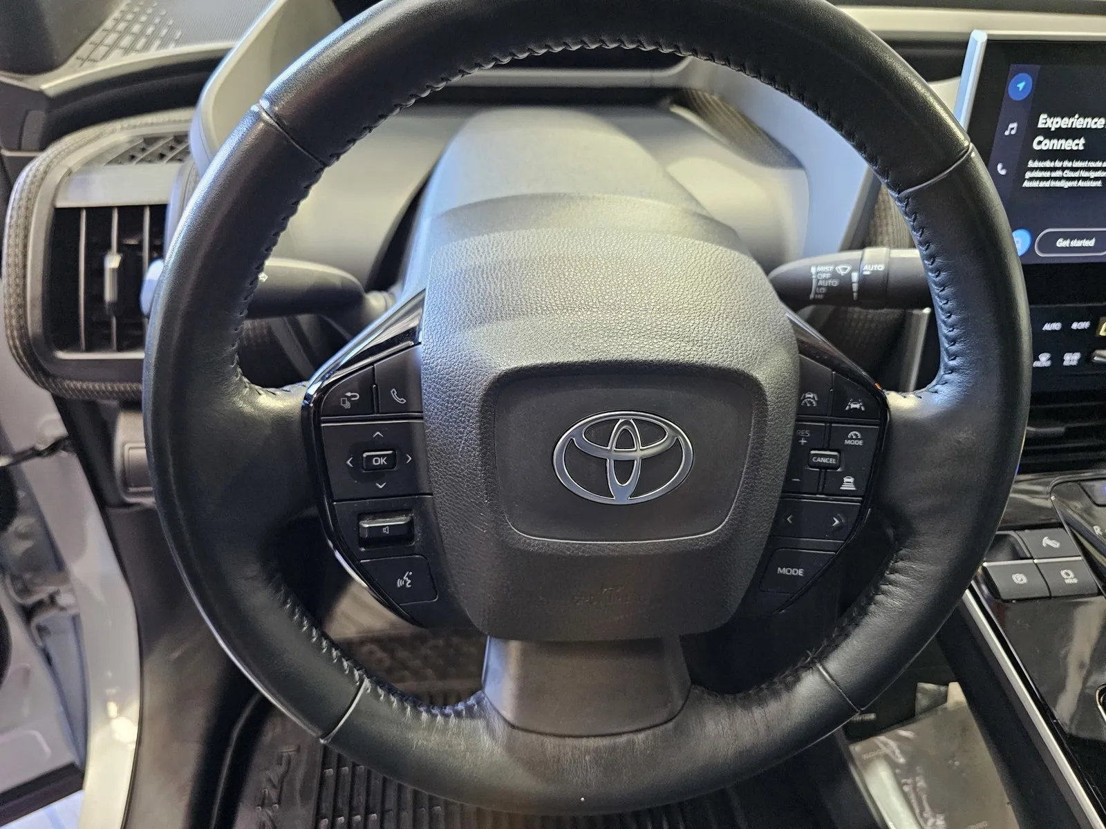 Toyota bZ4X photo 16