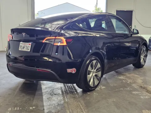 More photos of 2024 Tesla Model Y at Premium Autos - Norco, CA