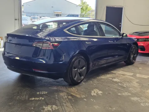 More photos of 2018 Tesla Model 3 Long Range at Premium Autos - Norco, CA