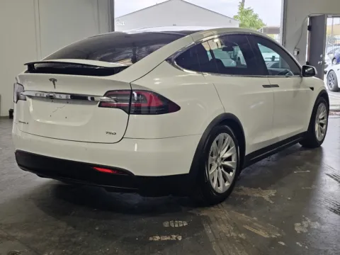 More photos of 2016 Tesla Model X 75d at Premium Autos - Norco, CA