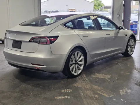 More photos of 2018 Tesla Model 3 LONG RANGE at Premium Autos - Norco, CA