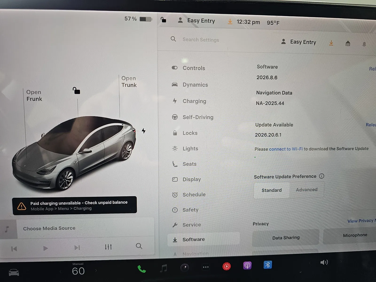 Tesla Model 3 photo 18