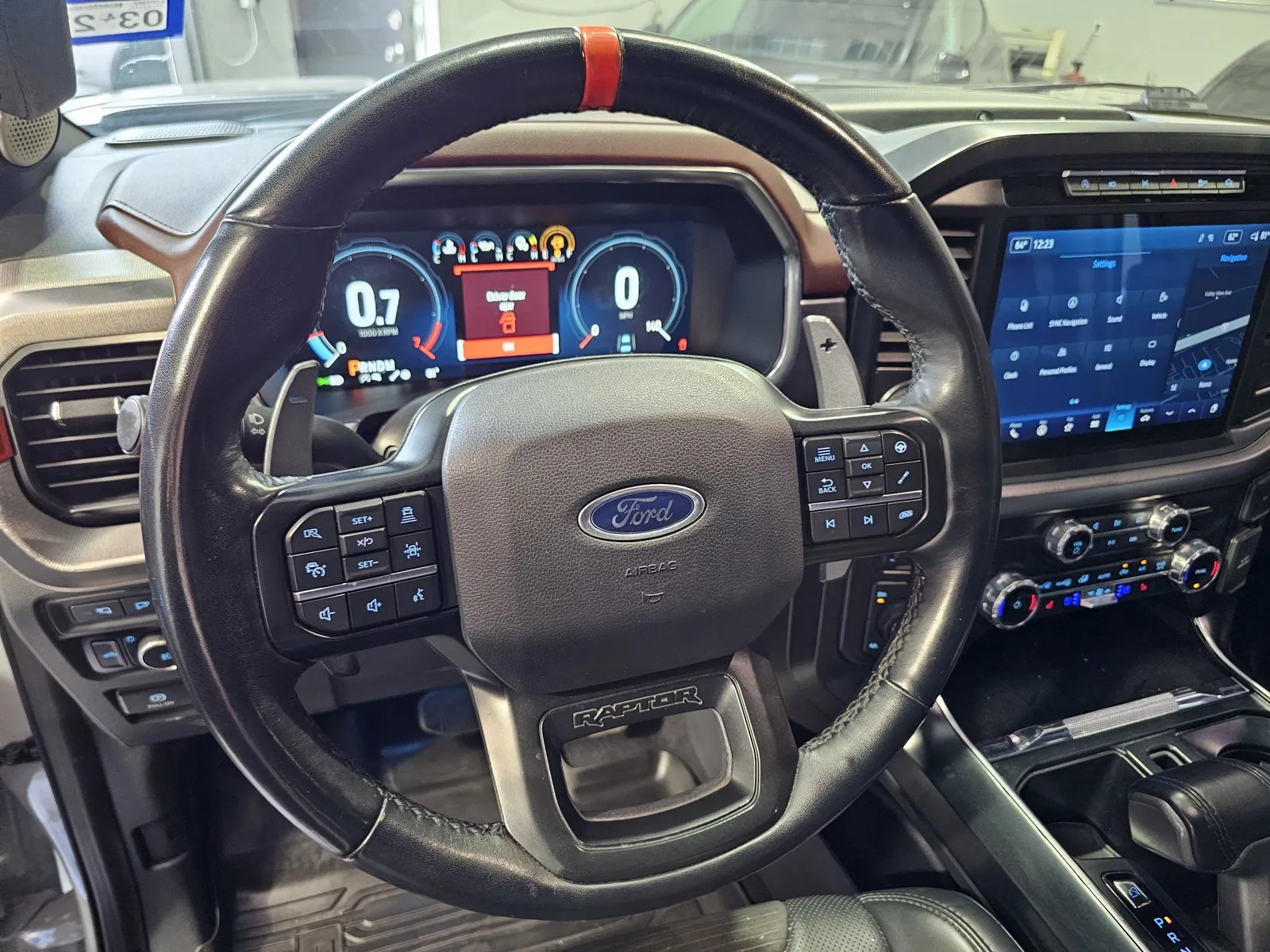 Ford F-150 photo 16