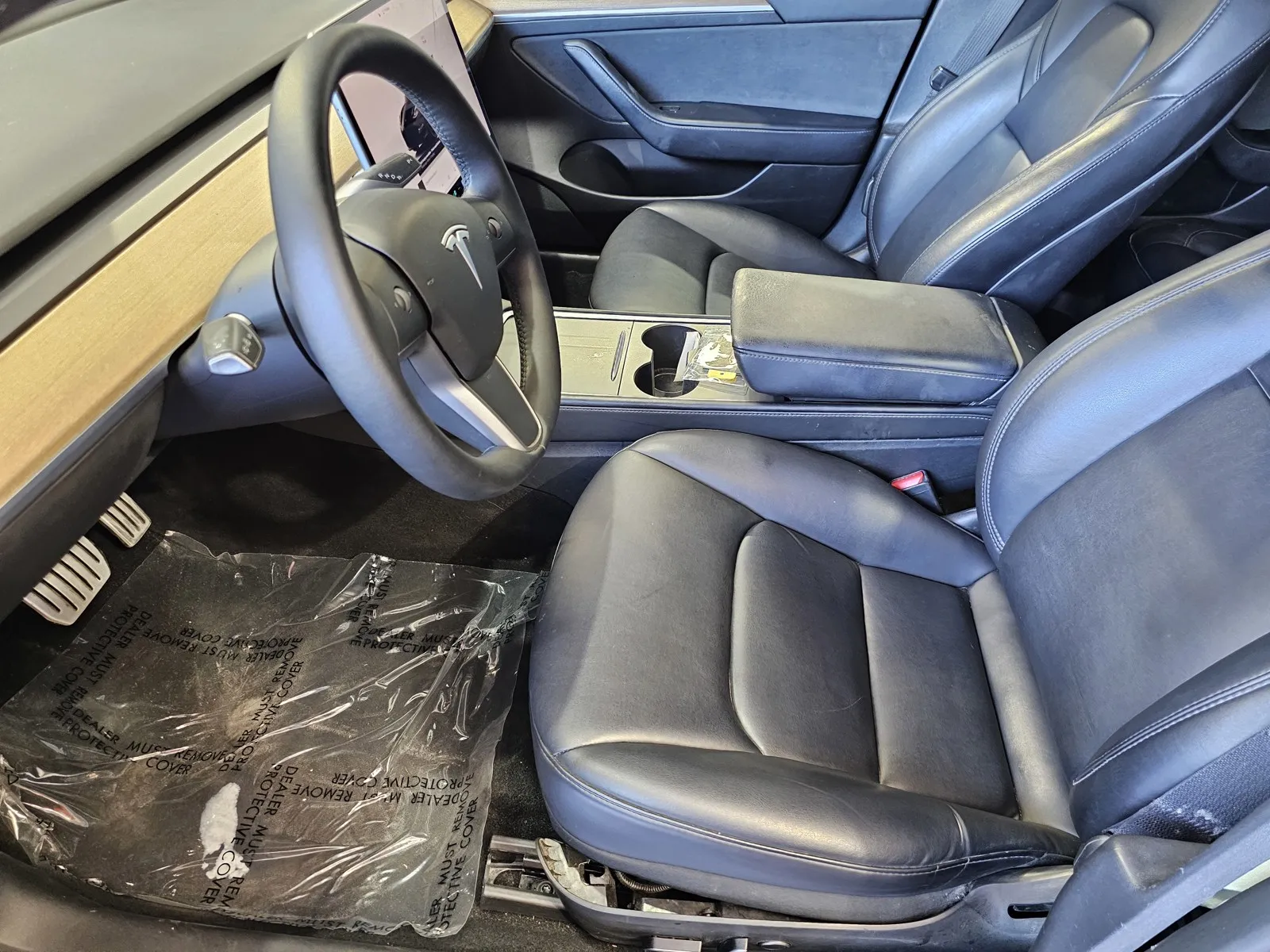 Tesla Model 3 photo 14
