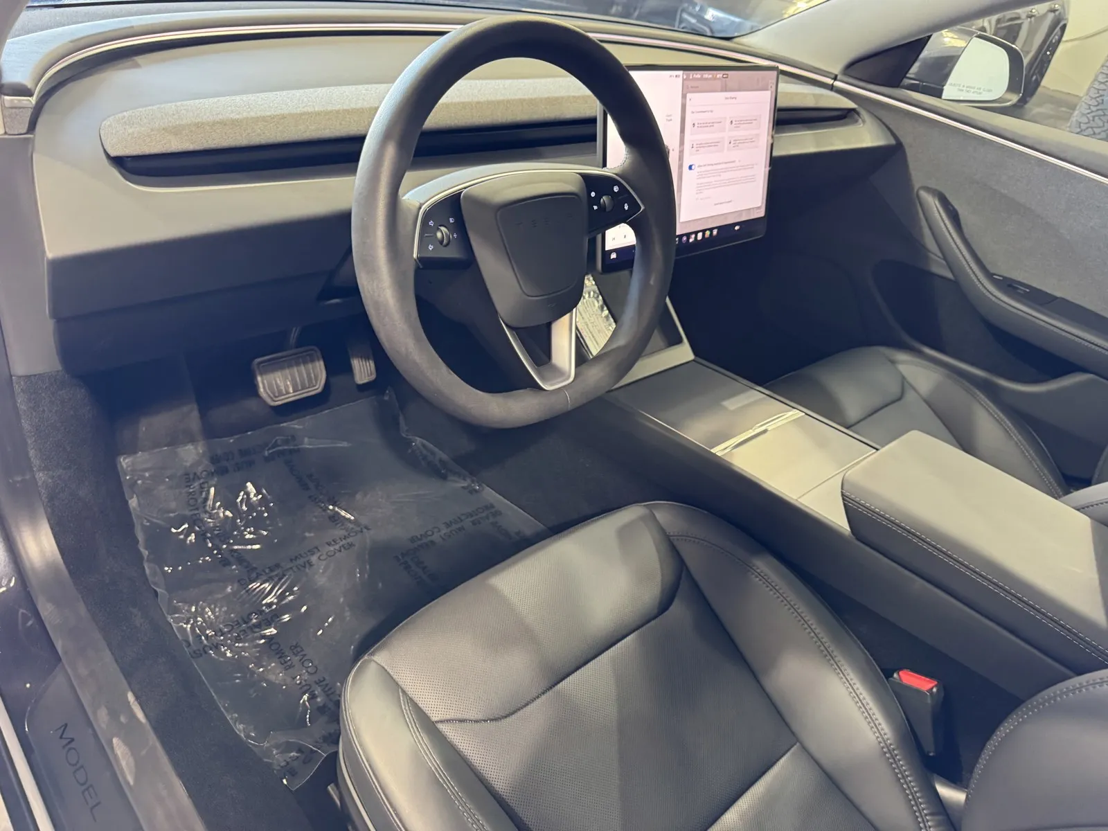 Tesla Model 3 photo 12