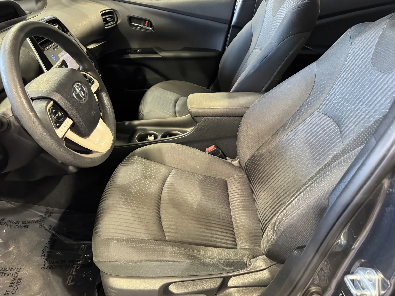 Toyota Prius photo 11
