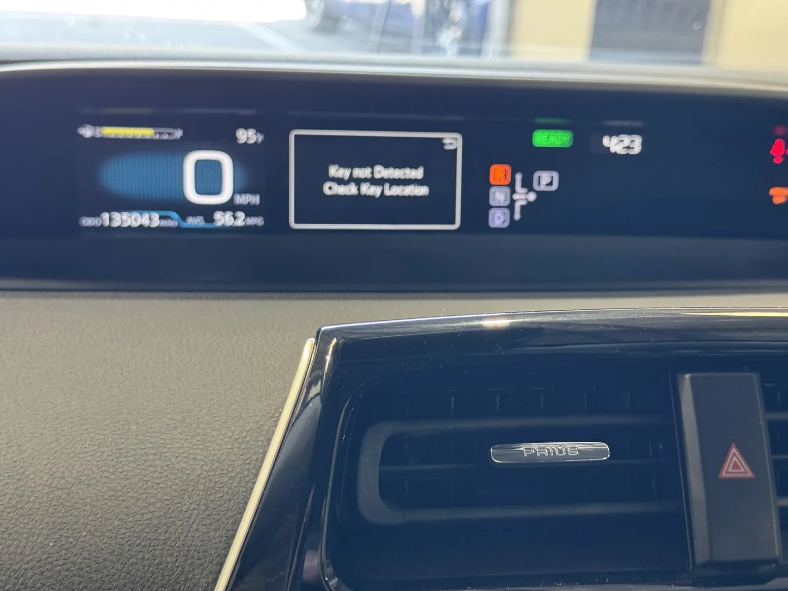 Toyota Prius photo 16