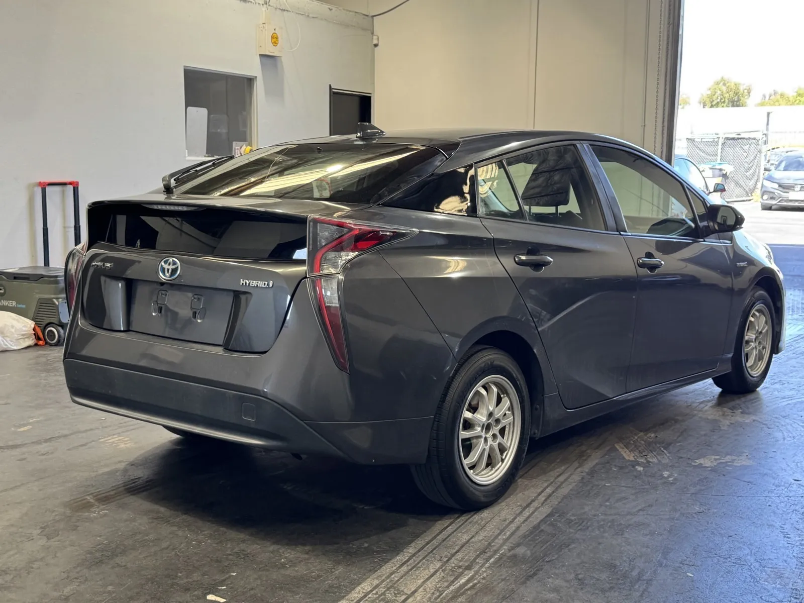 Toyota Prius photo 4