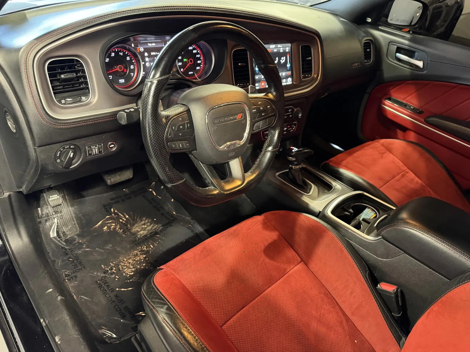 Dodge Charger photo 11
