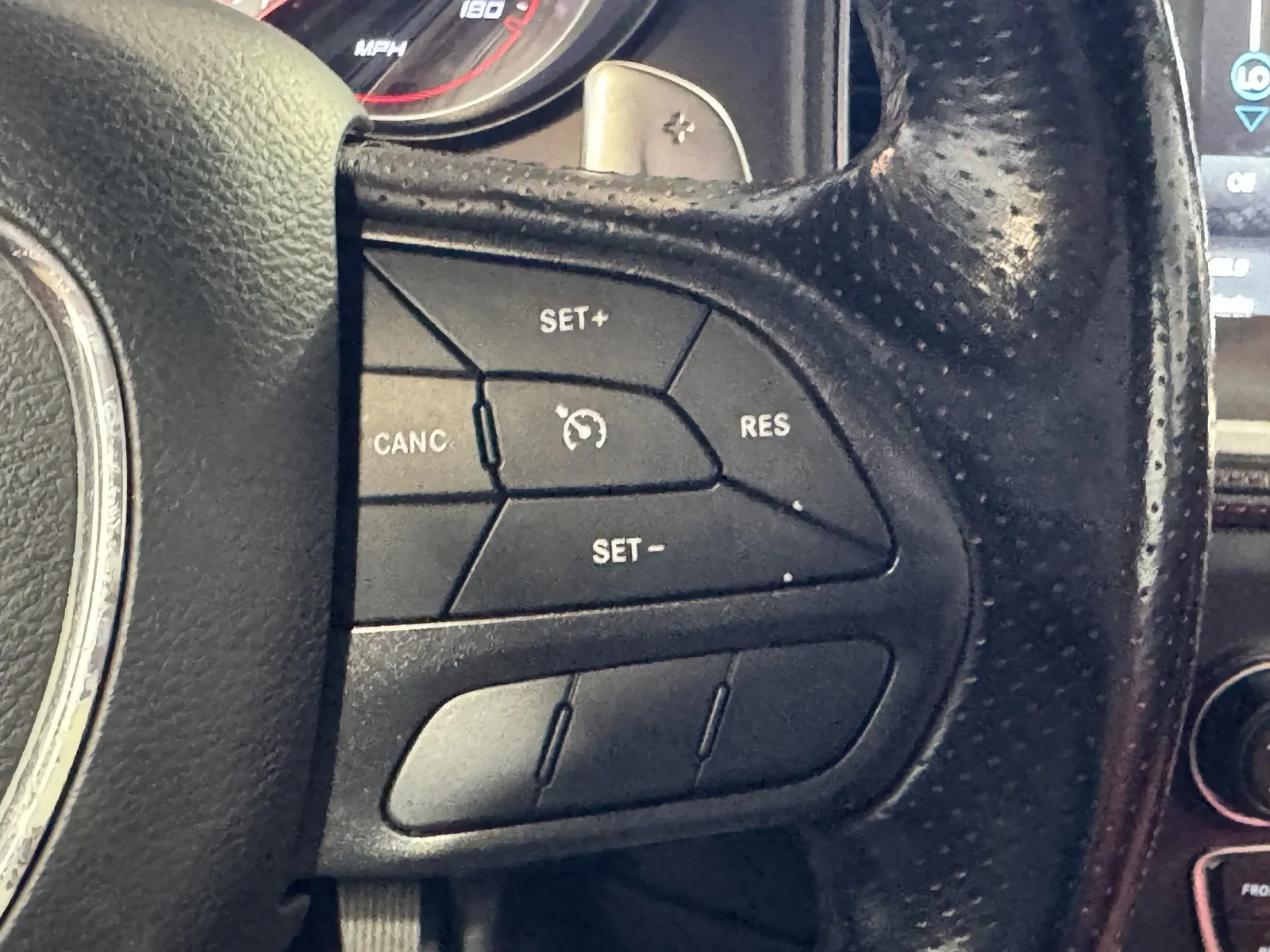 Dodge Charger photo 18