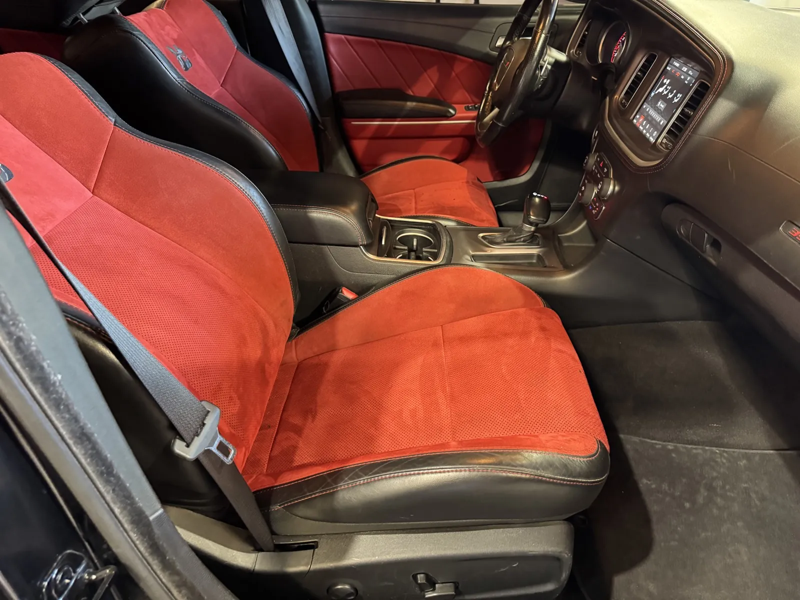 Dodge Charger photo 5