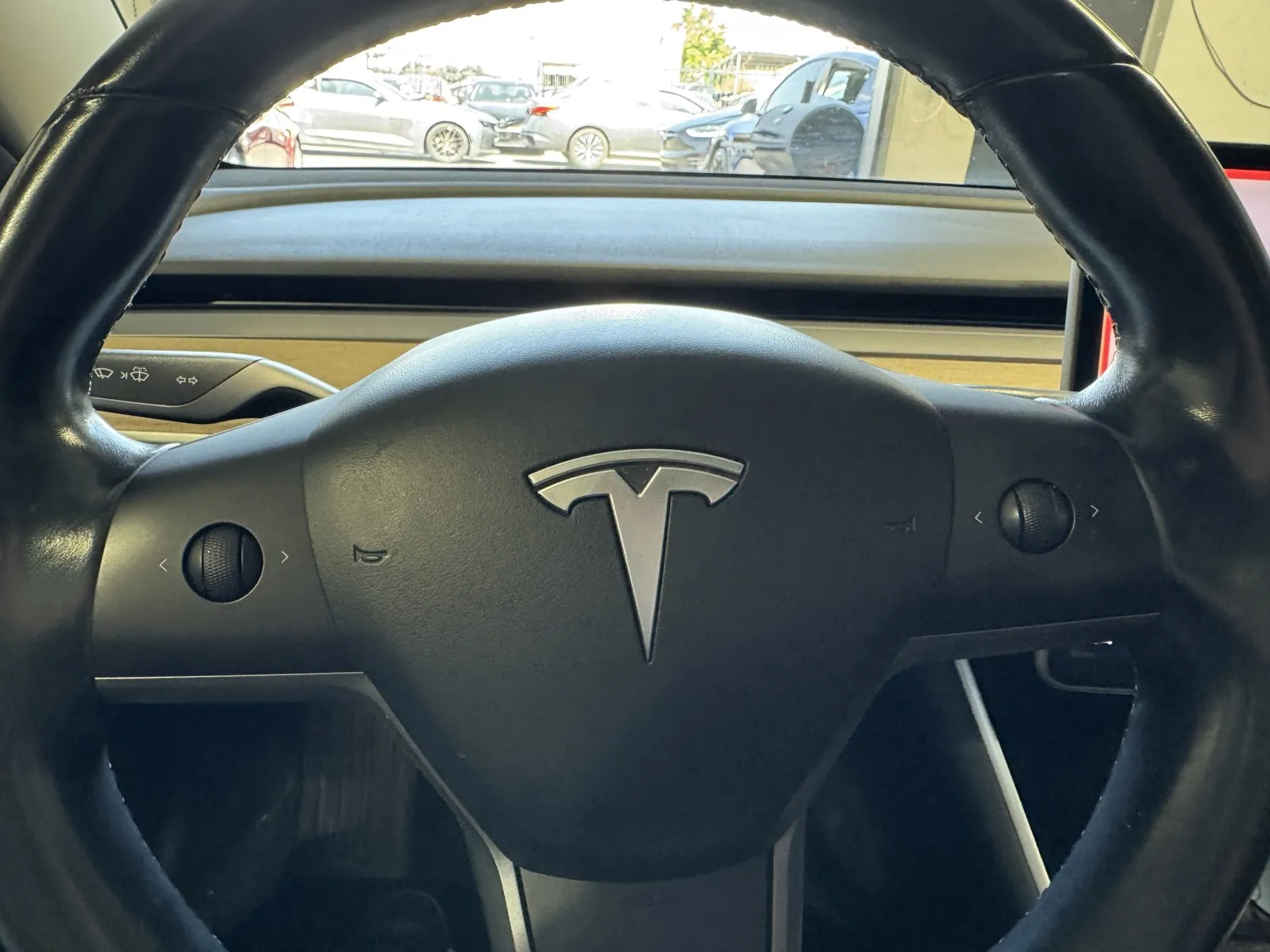 Tesla Model 3 photo 18