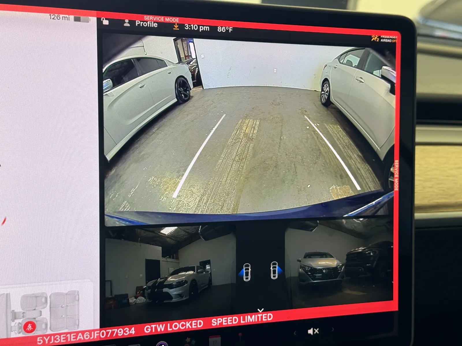 Tesla Model 3 photo 12