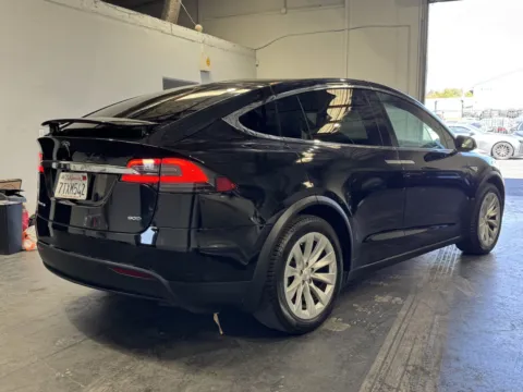 More photos of 2016 Tesla Model X 90D at Premium Autos - Norco, CA