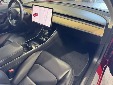 More photos of 2018 Tesla Model 3 LONG RANGE at Premium Autos - Norco, CA