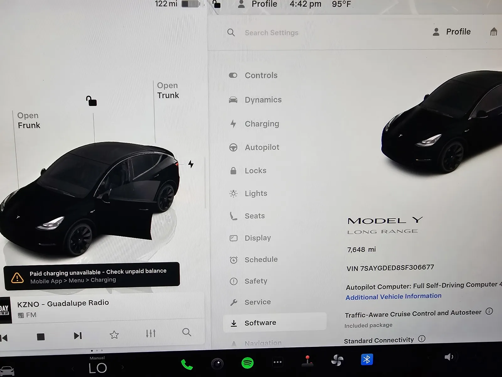 Tesla Model Y photo 17