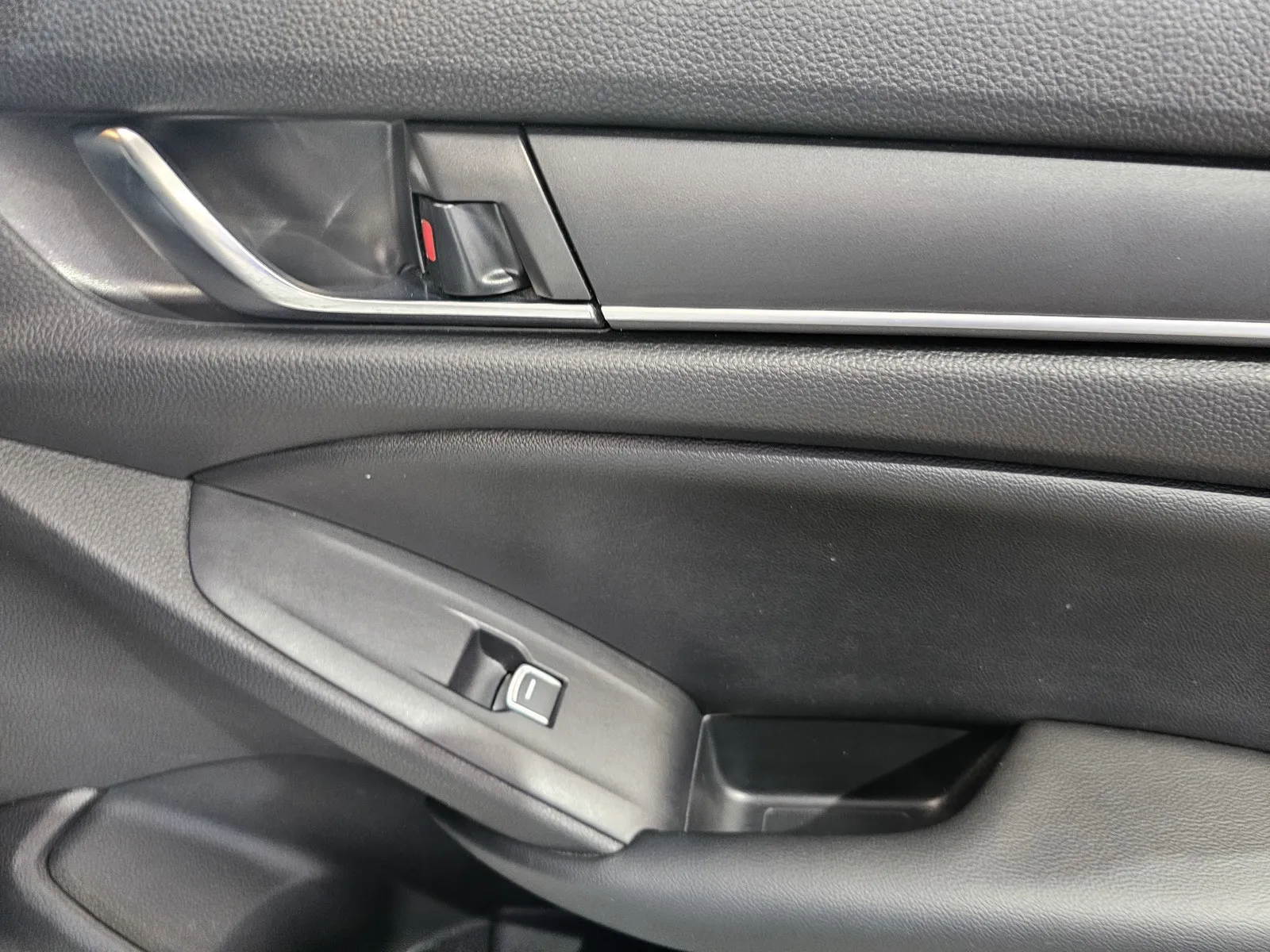 Honda Accord photo 8