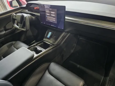 More photos of 2022 Tesla Model X Plaid at Premium Autos - Norco, CA