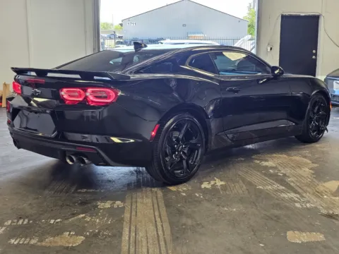 More photos of 2021 Chevrolet Camaro at Premium Autos - Norco, CA