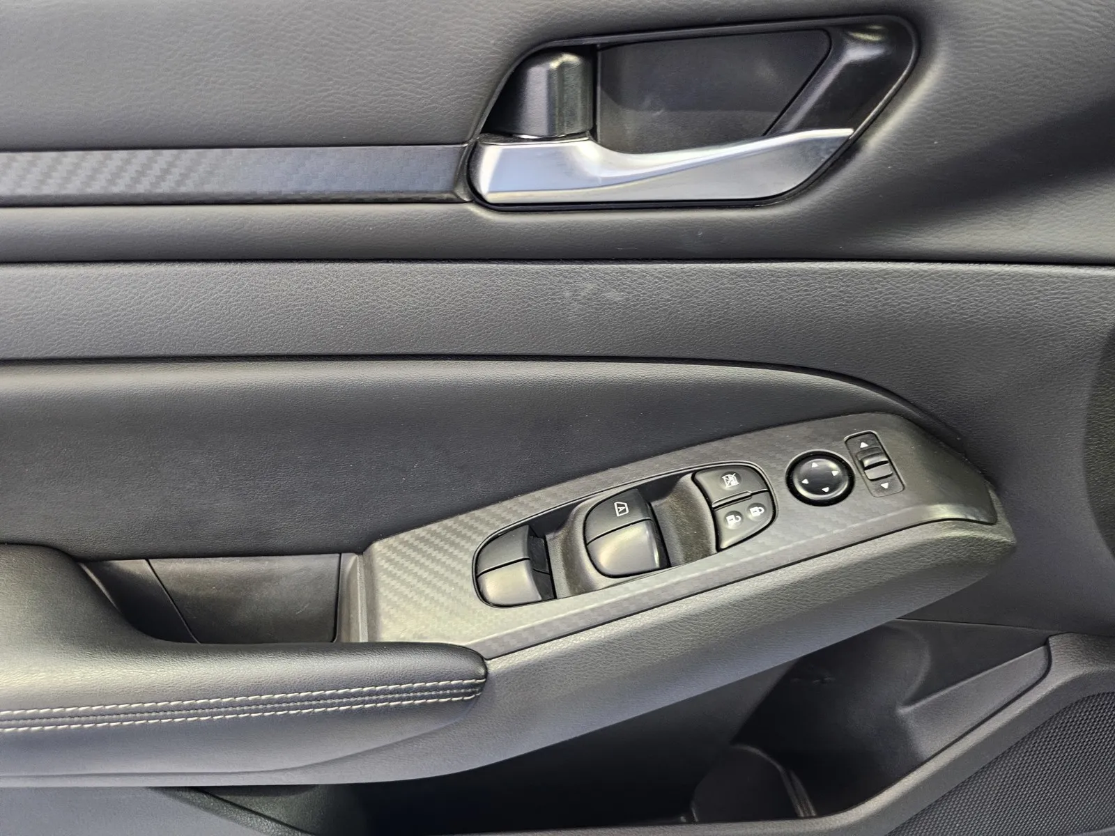Nissan Altima photo 13