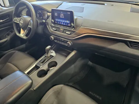 More photos of 2025 Nissan Altima 2.5 SV at Premium Autos - Norco, CA