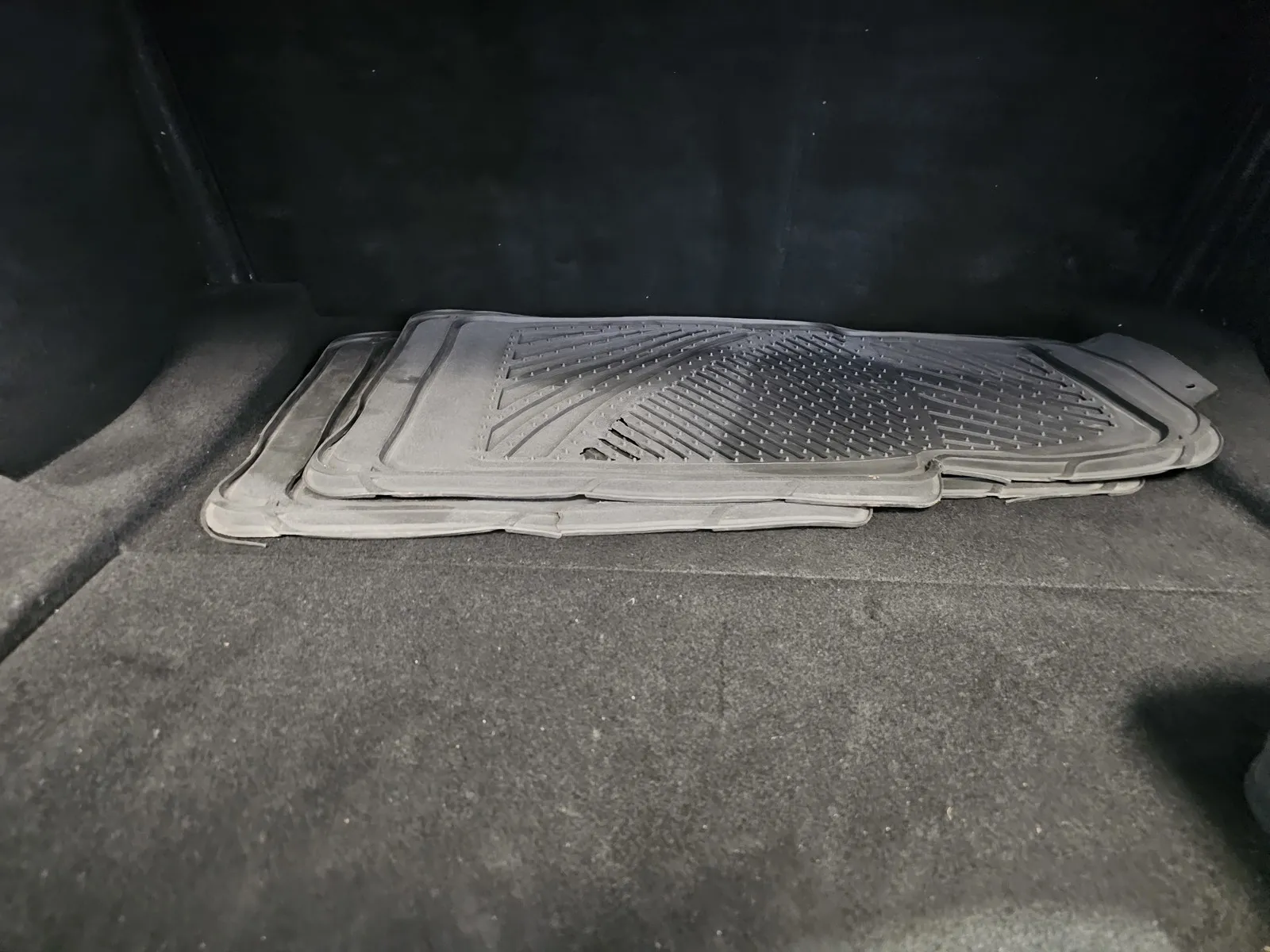 Tesla Model 3 photo 9