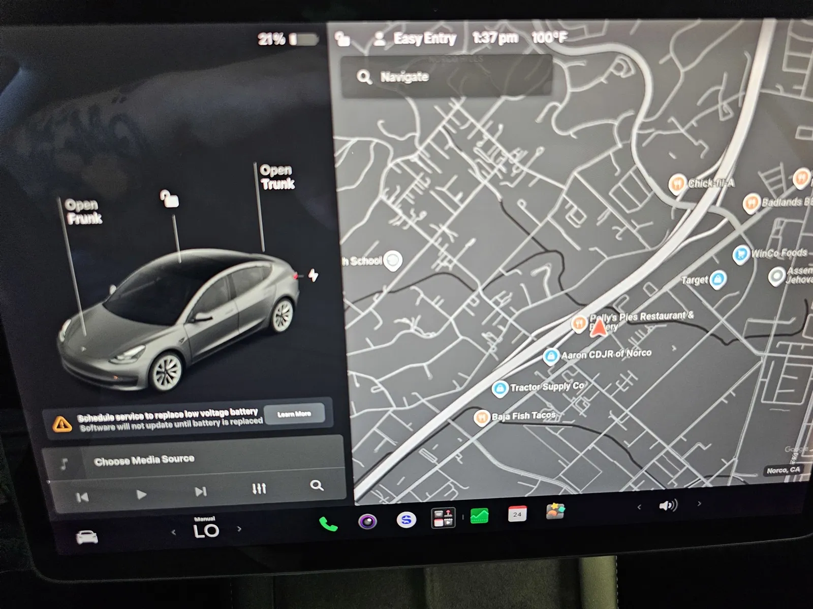 Tesla Model 3 photo 16