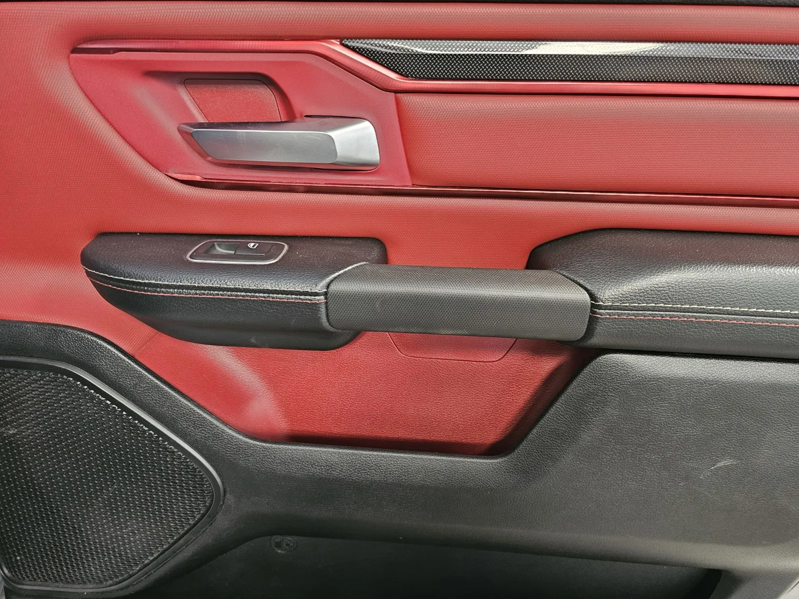 Ram 1500 photo 8