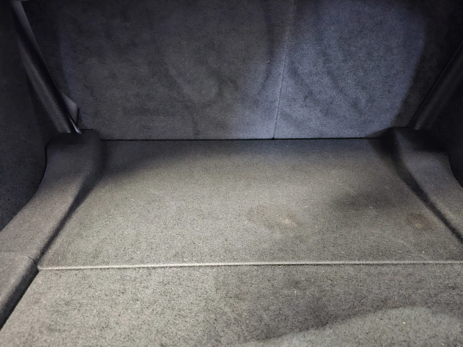 Tesla Model 3 photo 10