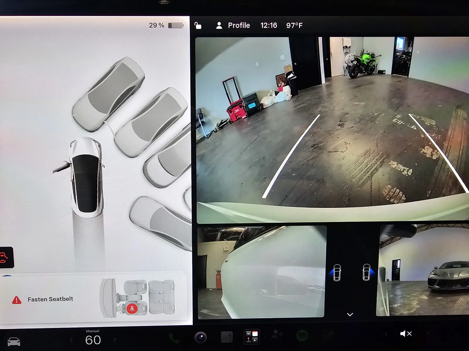 Tesla Model 3 photo 17