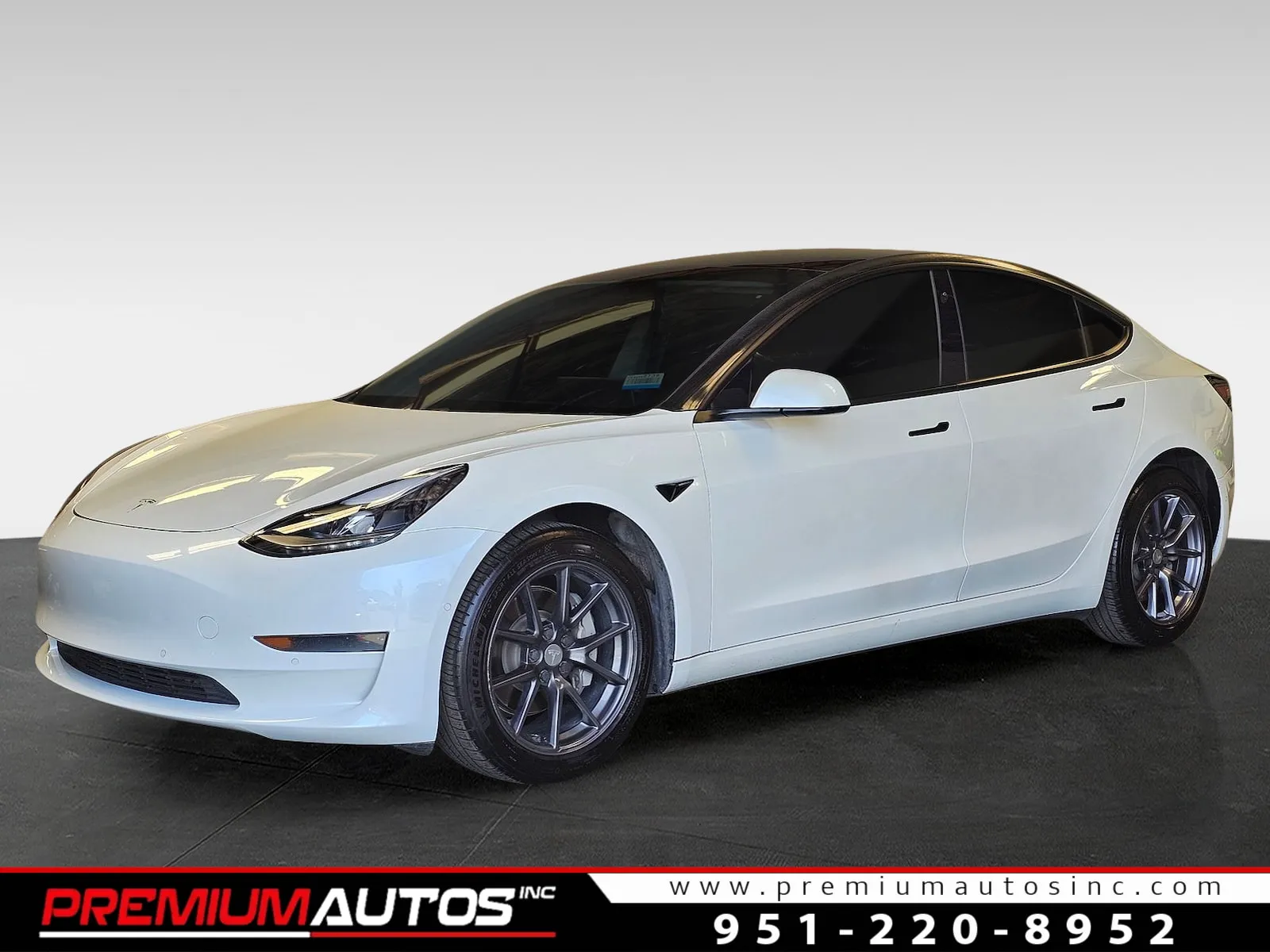 White 2021 Tesla Model 3 Standard Range Plus for sale in Norco, CA