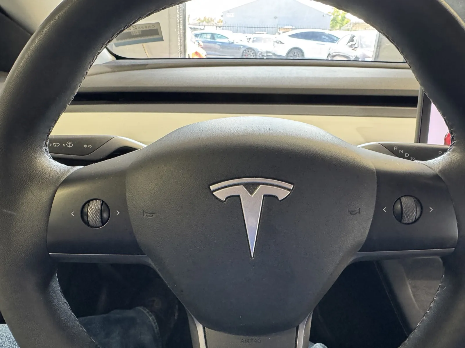 Tesla Model 3 photo 19