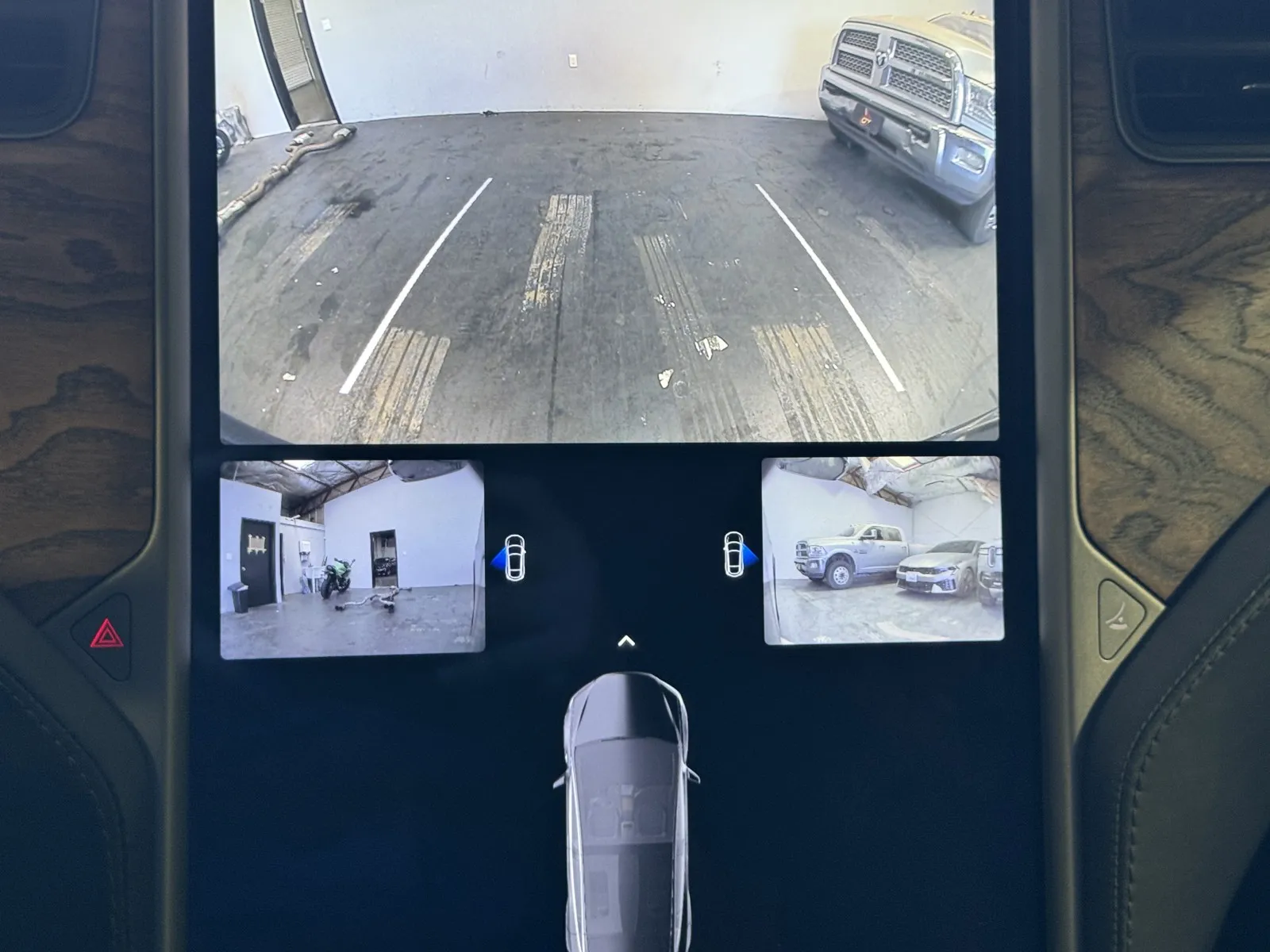 Tesla Model X photo 15