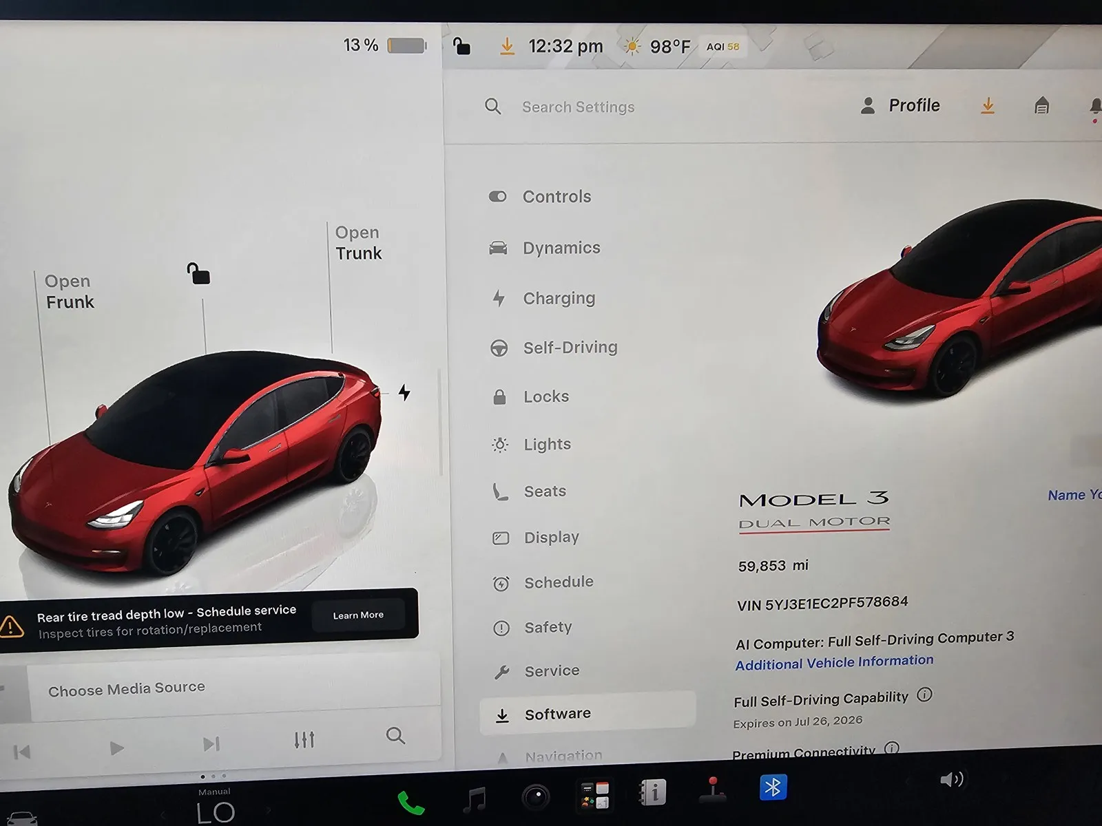 Tesla Model 3 photo 16