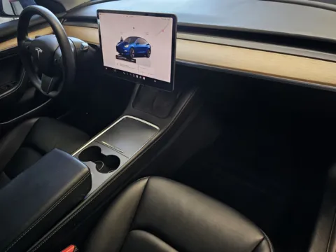 More photos of 2022 Tesla Model 3 at Premium Autos - Norco, CA
