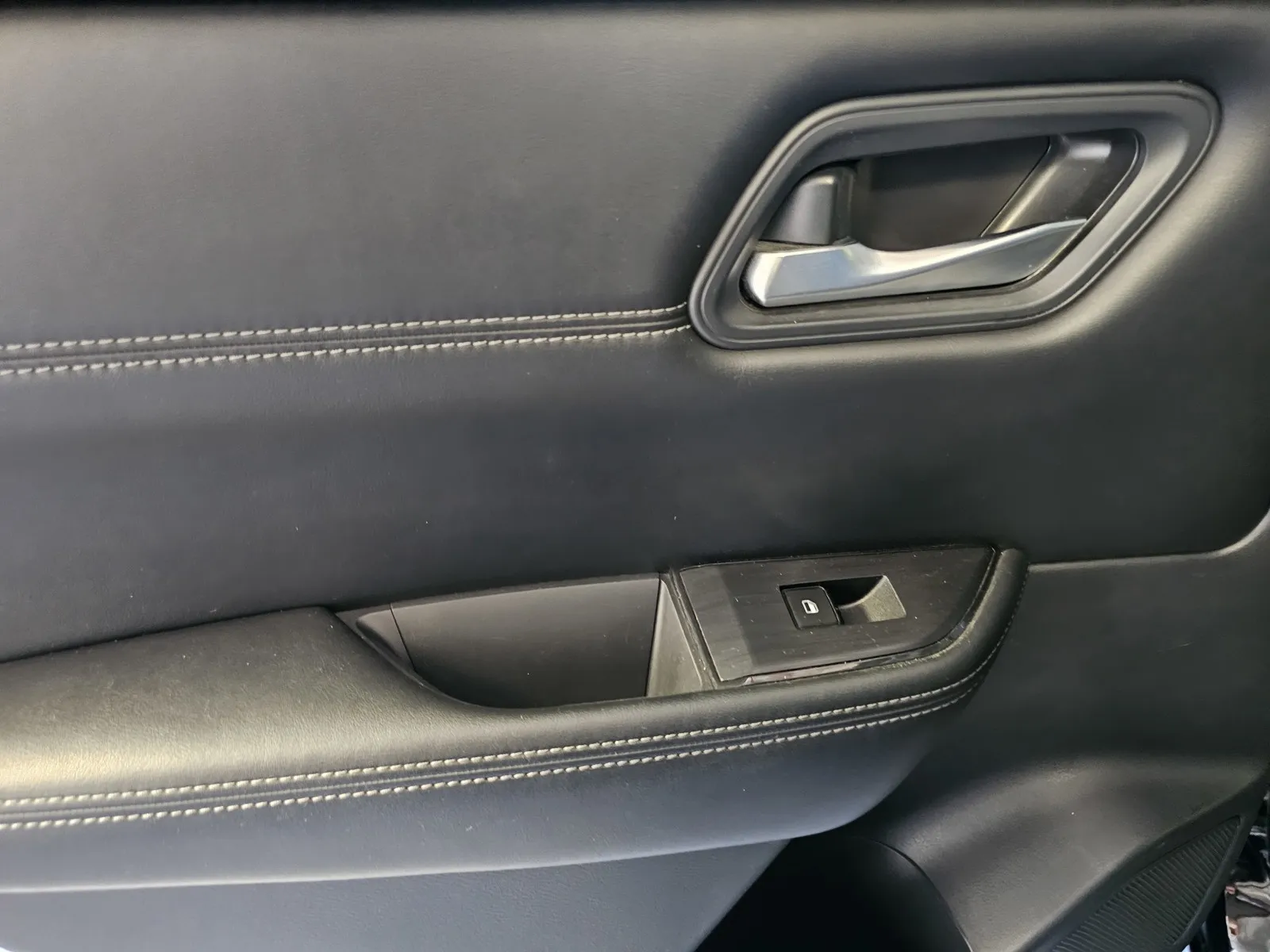 Nissan Rogue photo 12