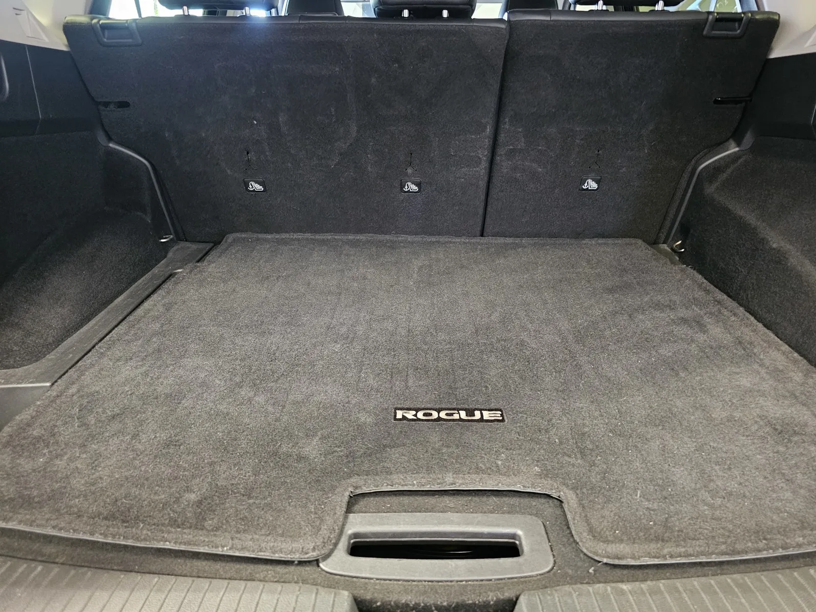Nissan Rogue photo 10
