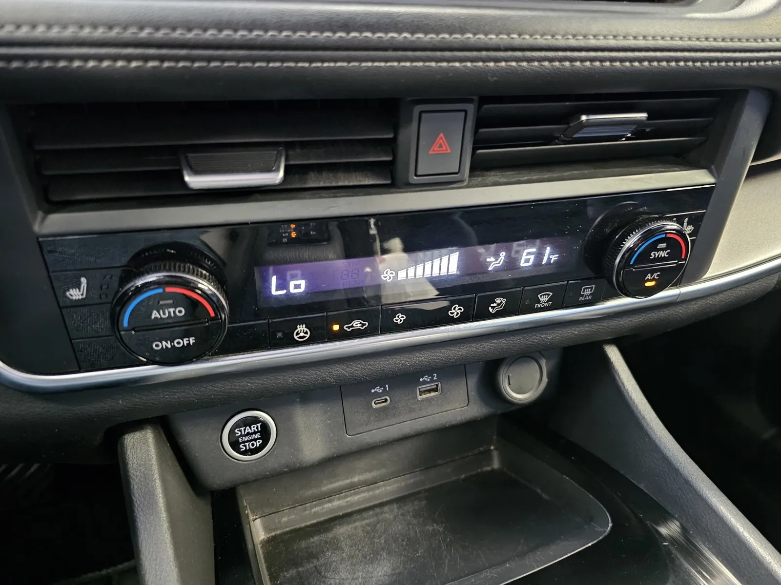 Nissan Rogue photo 19